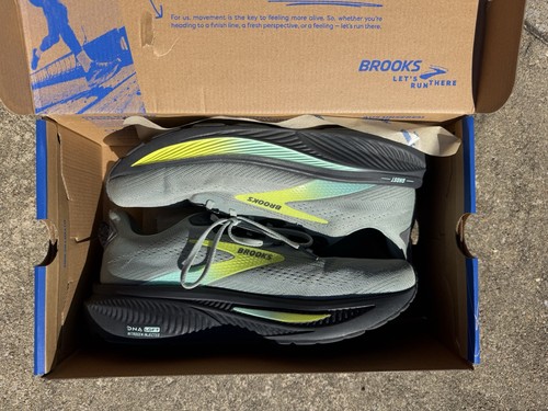 Scarpe corsa strada - corsa, su